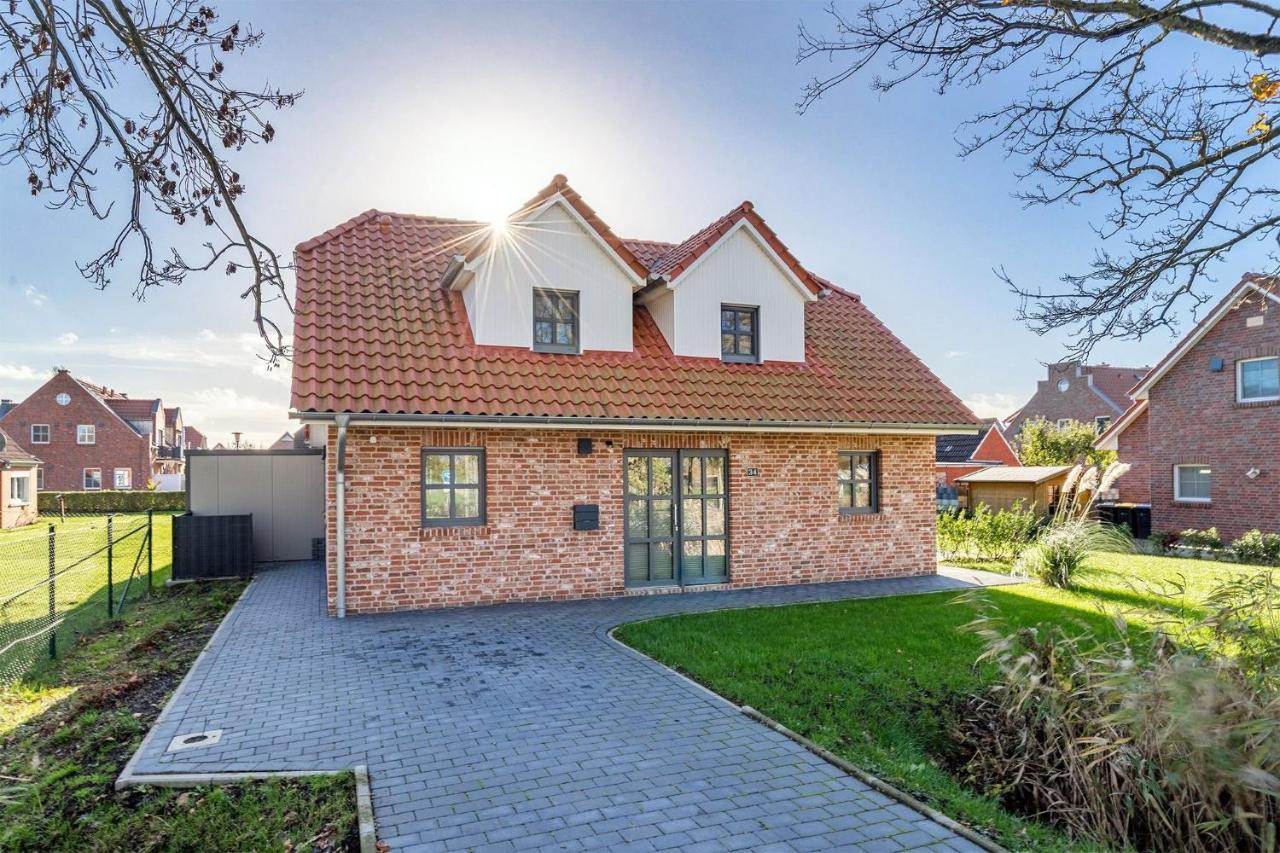 Ferienhaus Maira, Mit Garten Und Sauna Greetsiel Esterno foto